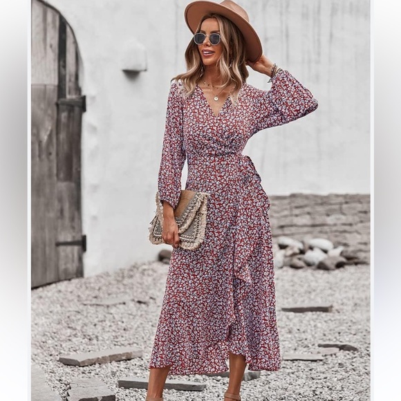 Floral dress from Amazon. - Picture 1 of 4